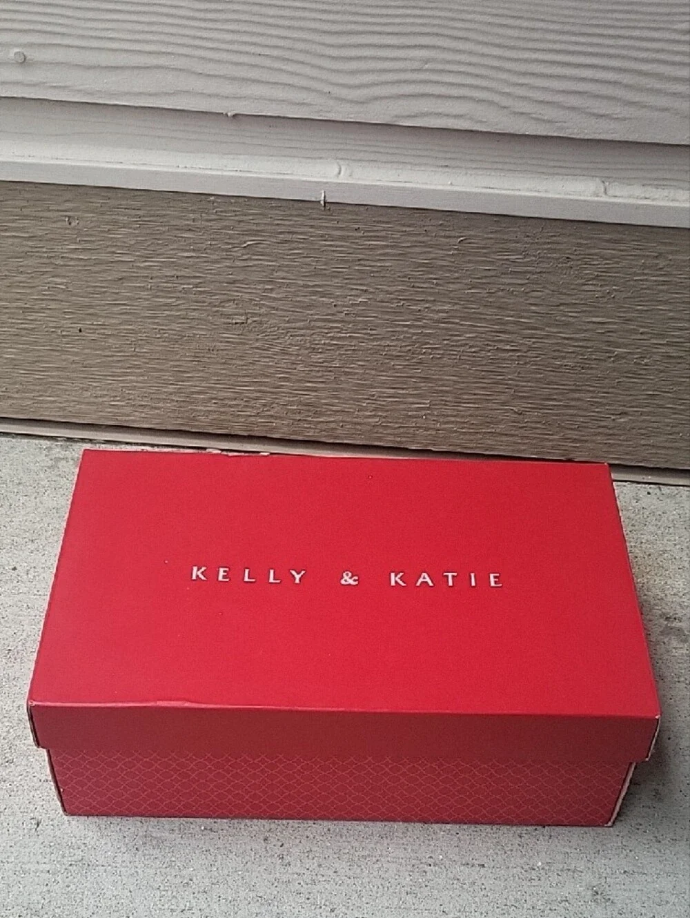 Kelly & Katie Nude Suede Block Heel Pumps Size 8M With Box